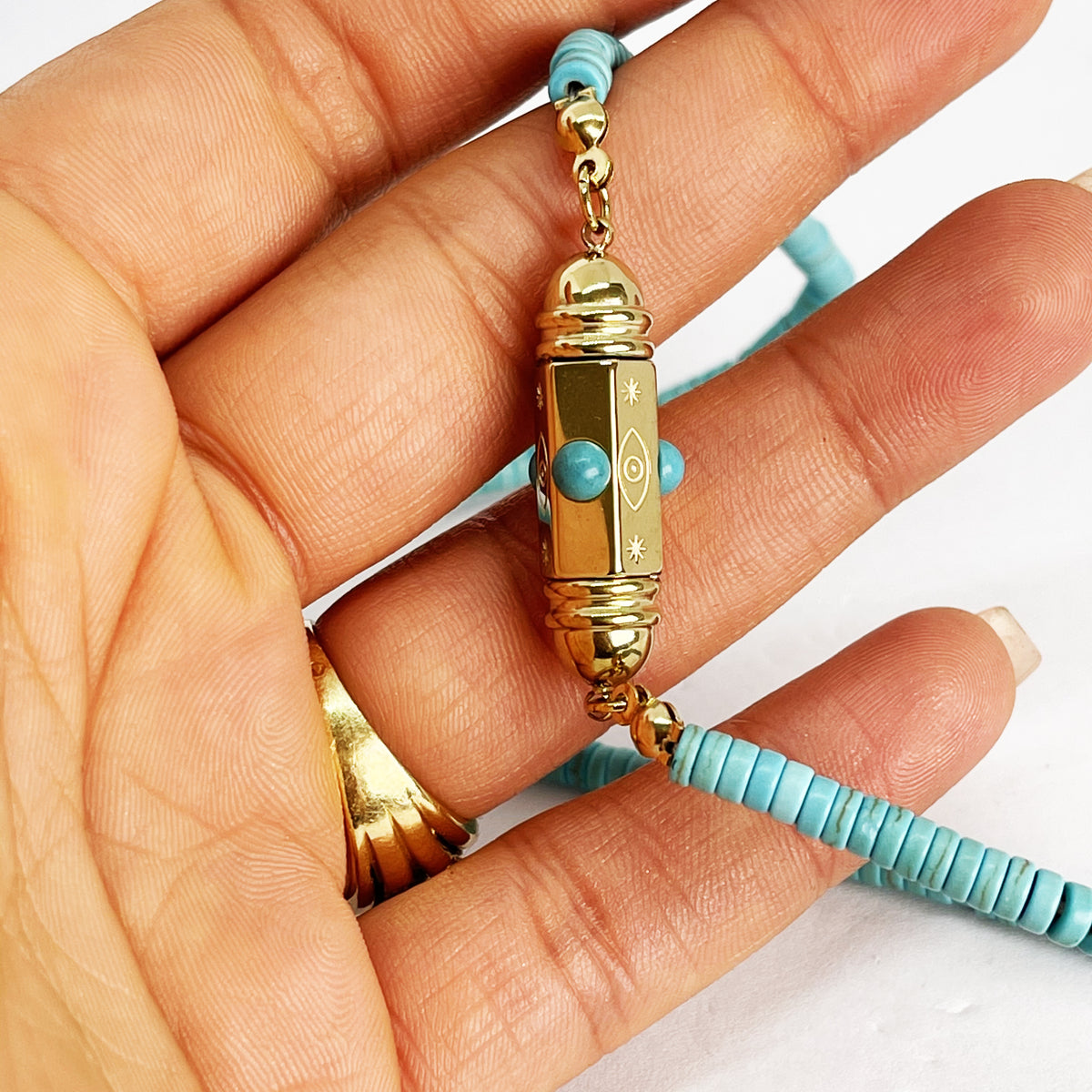 Collier Cercles Bleus et Cylindre Oeil