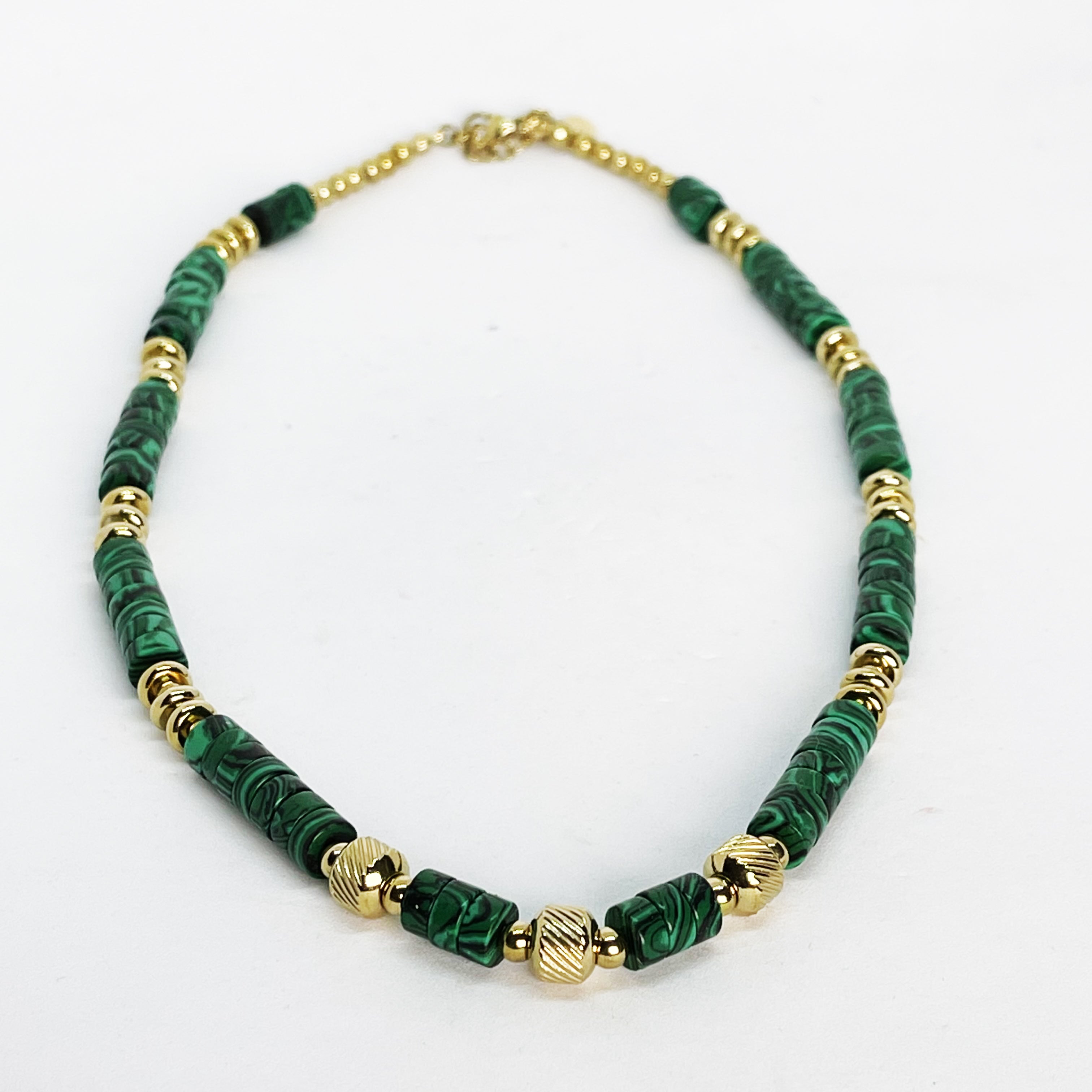 Collier Cercles Verts et Dorés