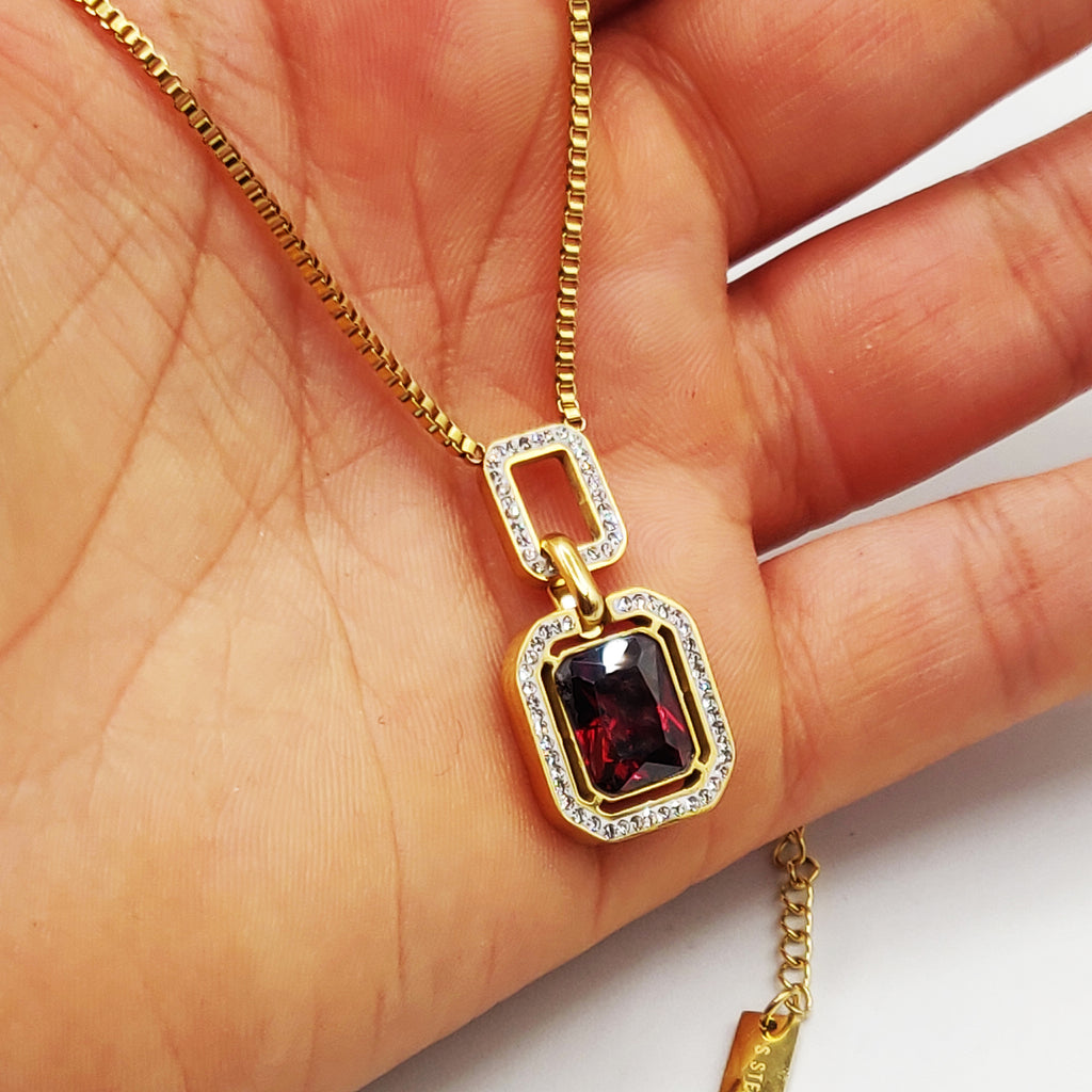 Collier Chaîne Cubique Cristal Rouge Luxe