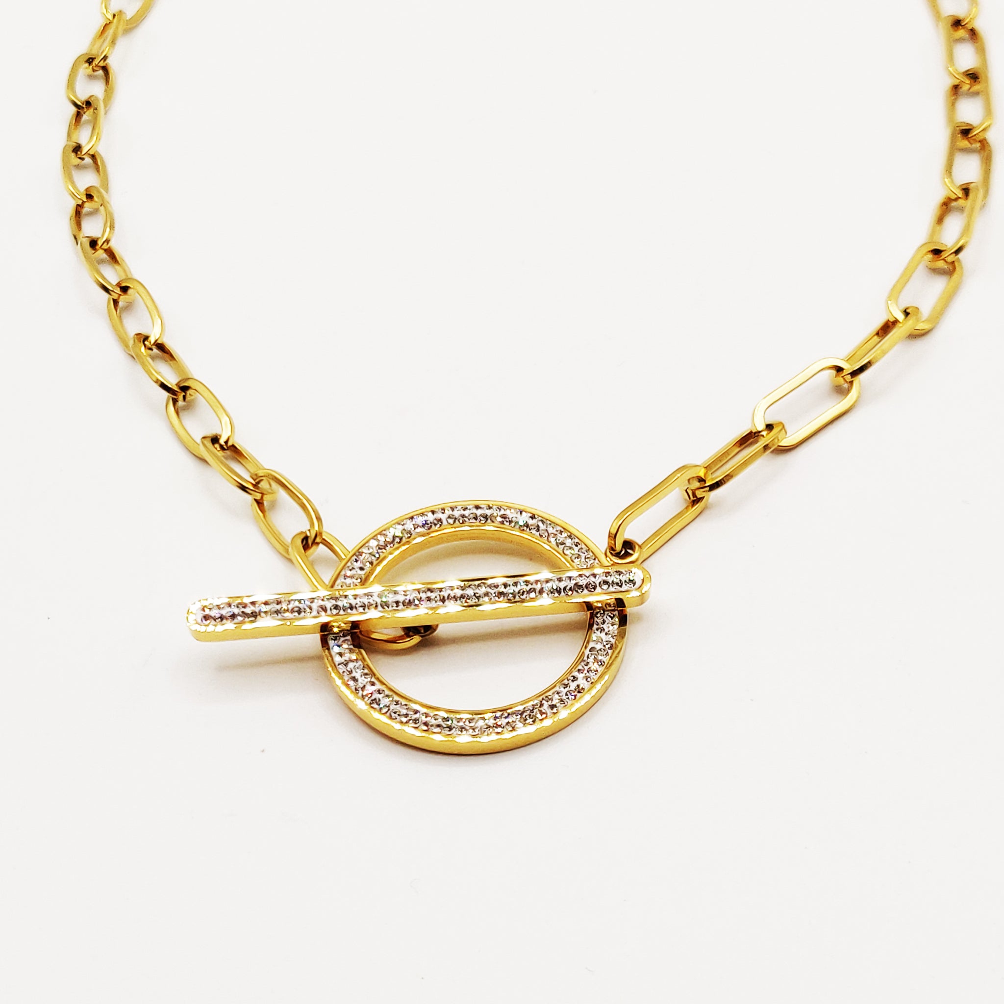 Collier Chaîne Grand Cercle et Barre Cristaux
