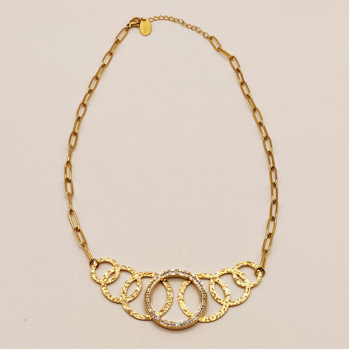 Collier Chaîne Multi Cercles Cristaux Luxe