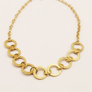 Collier Chaîne Multi Cercles Rayés