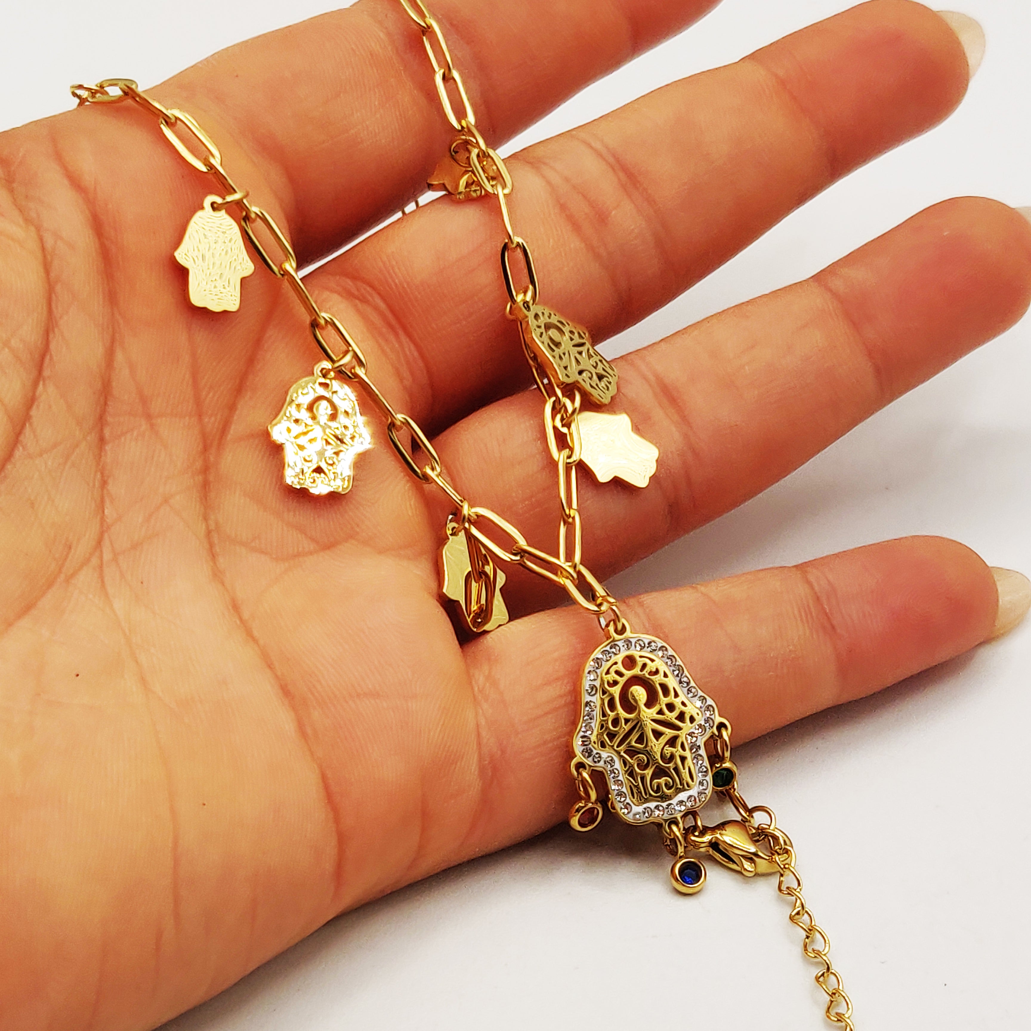 Collier Chaîne Multi Mains de Fatma Cristaux Multicolores Luxe