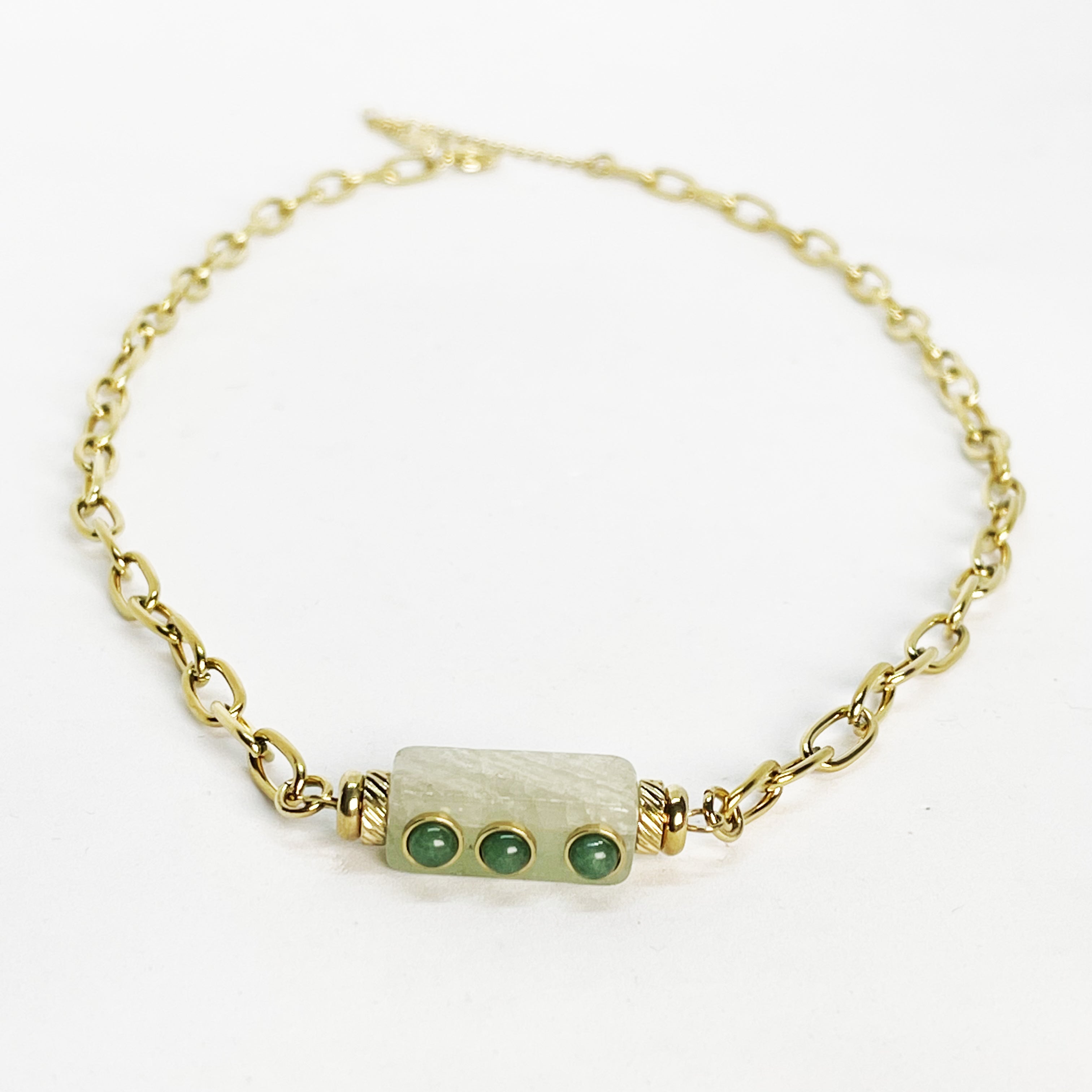 Collier Chaîne Rectangle 3 Perles Vertes
