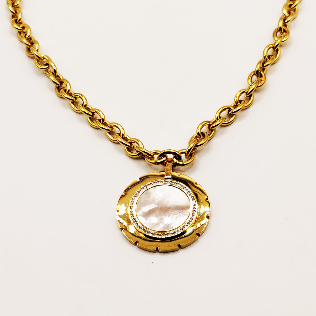 Collier Chaîne Soleil Fashion Noyau Blanc Nacré