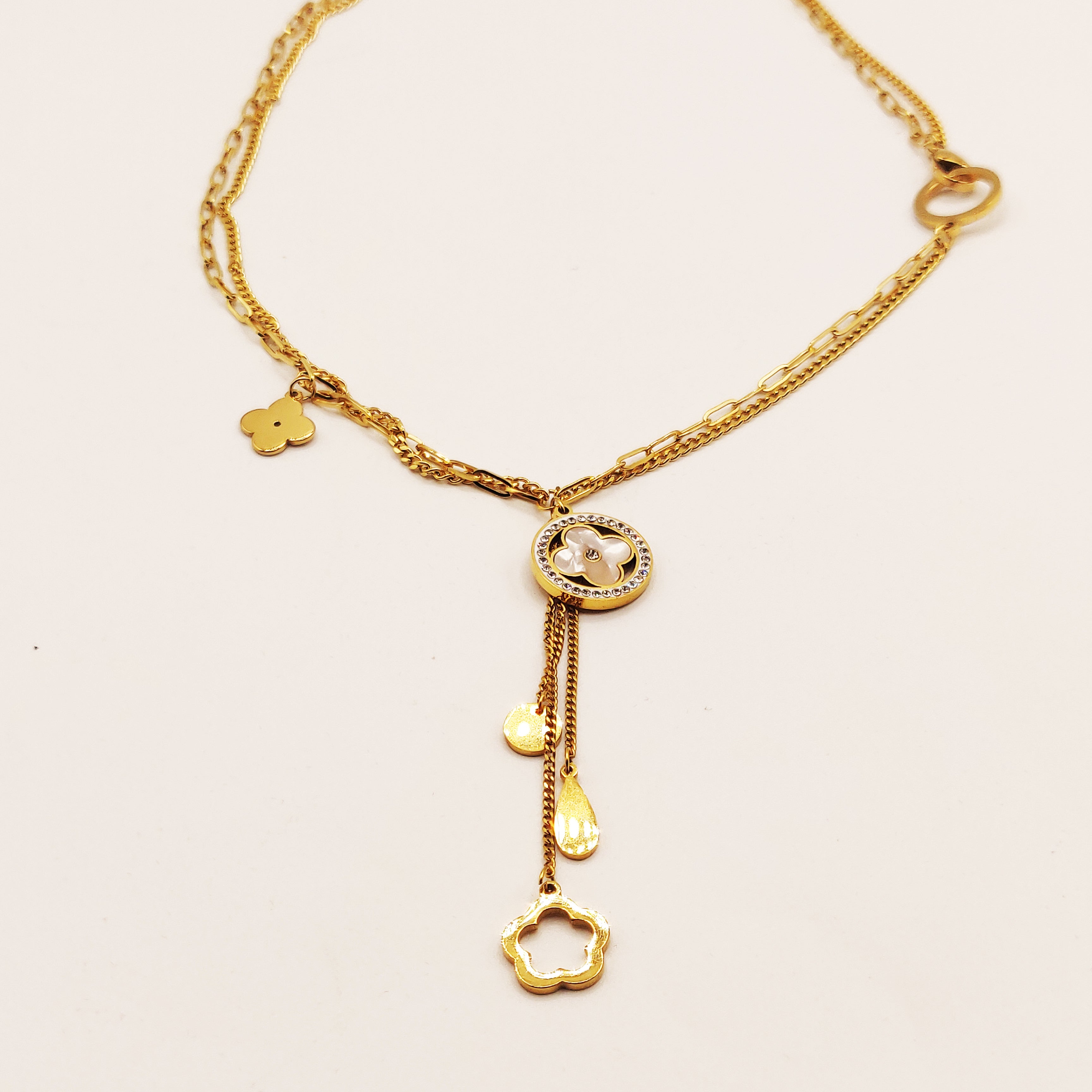 Collier Double Chaîne Cercle Trèfle Blanc Nacré et Pendentifs