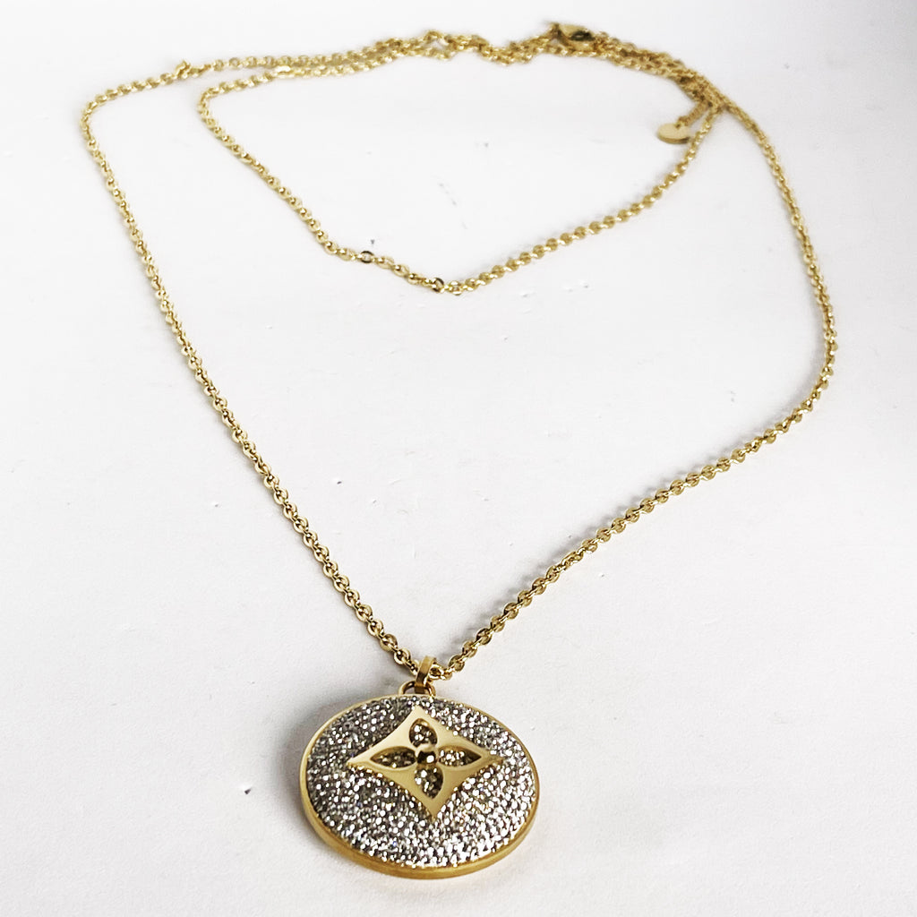 Collier Long Cercle Étoile Cristaux Luxe