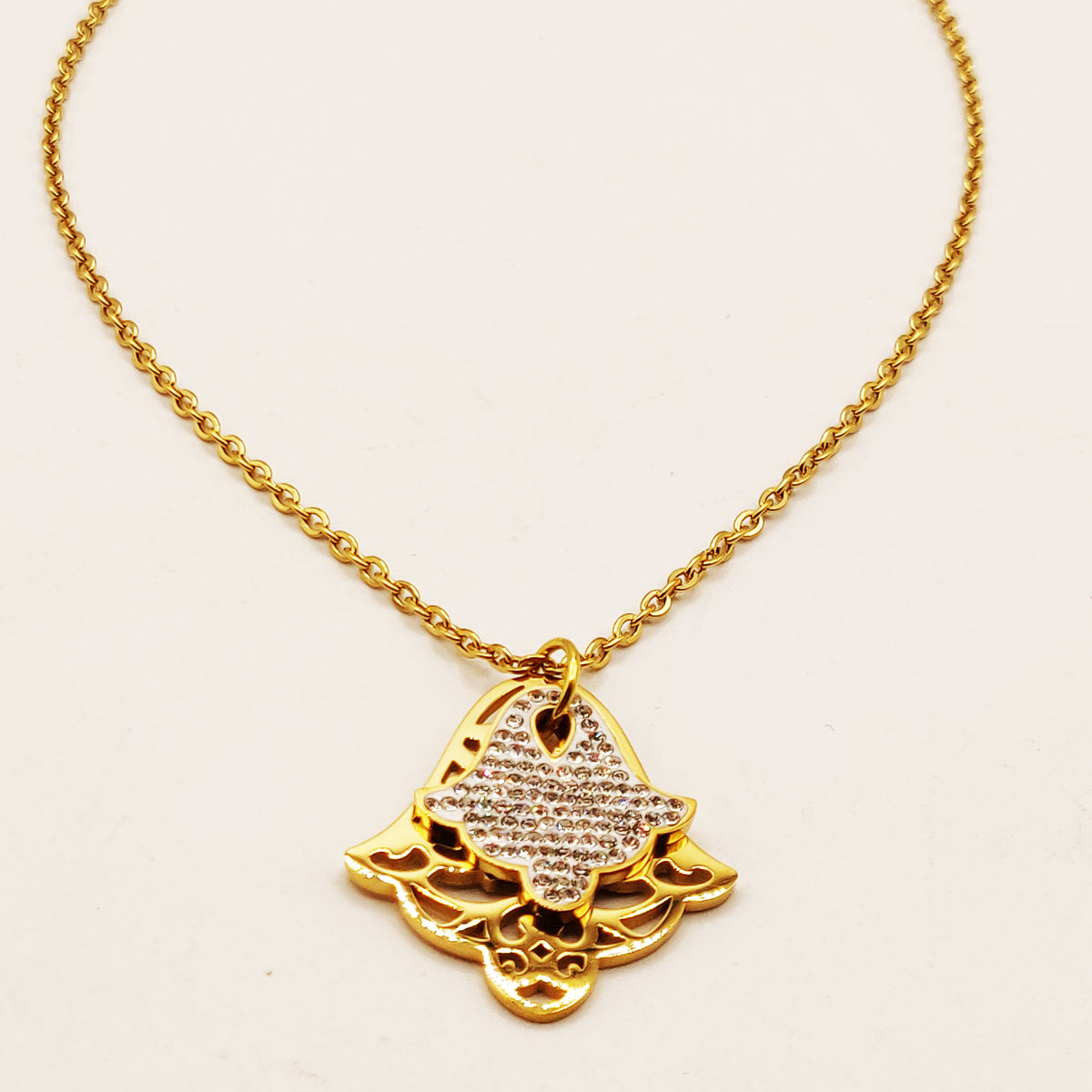 Collier Maillons Pendentif Double Main de Fatma Cristaux Luxe