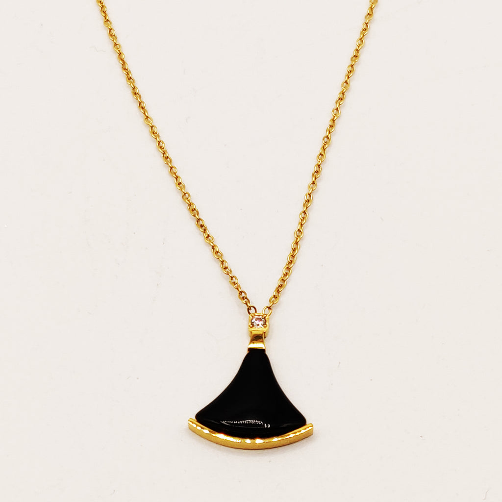 Collier Motif Romain Noir Luxe