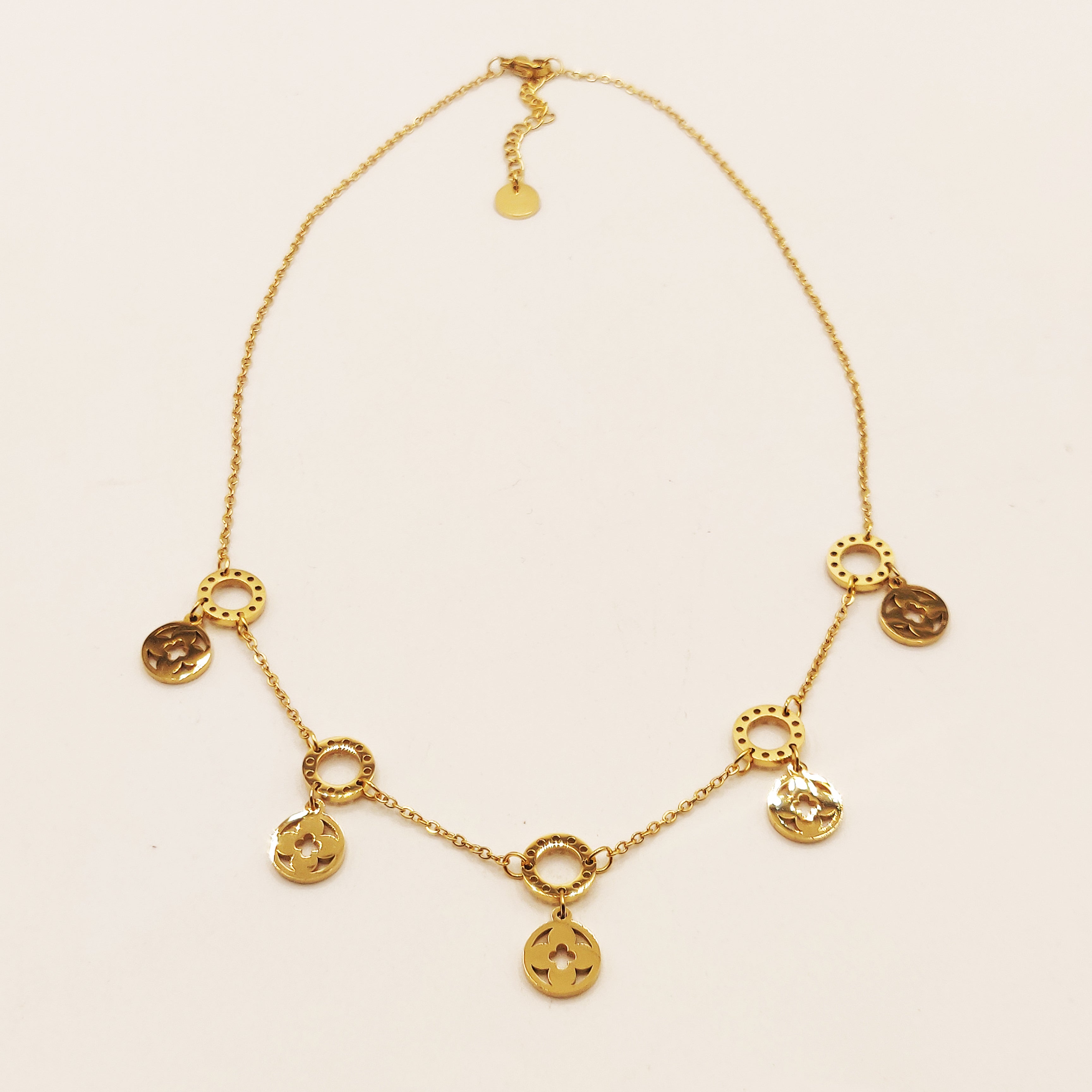Collier Multi Cercles et Trèfles Luxe