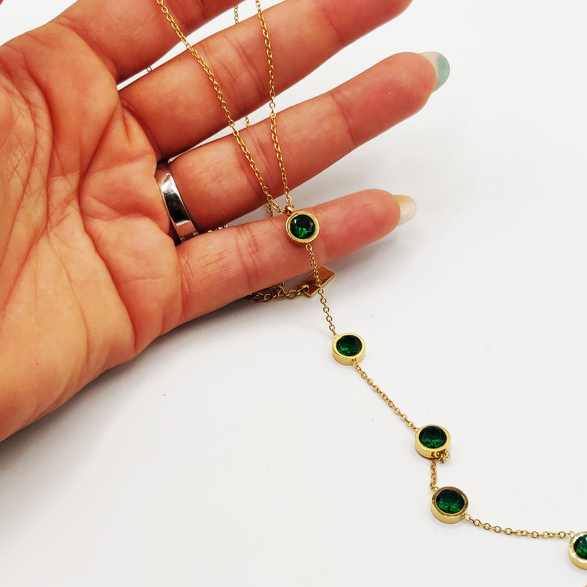 Collier Multi Cristaux Verts Descendants