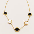 Collier Multi Soleils Noirs et Blancs Nacrés