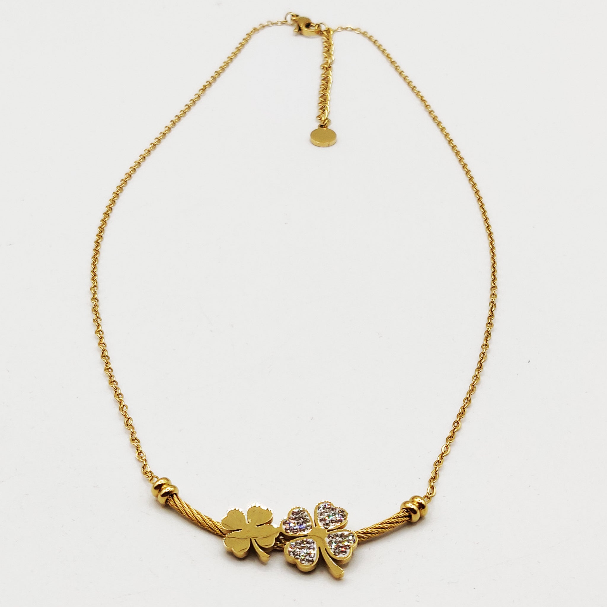 Collier Pendentif Torsade Double Trèfles Cristaux Luxe