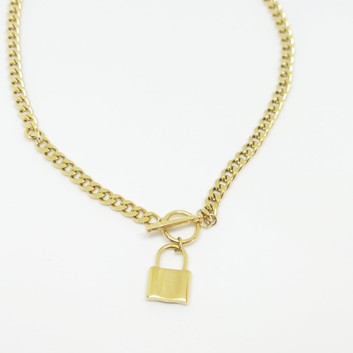 Collier Rond Barré et Cadenas