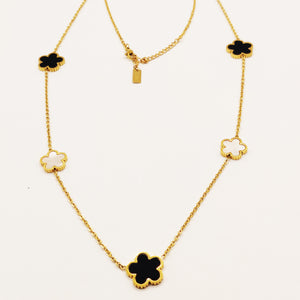 Collier Sautoir Marguerites Noires et Blanches Nacrées