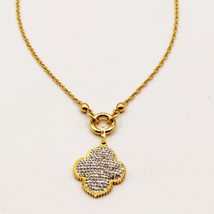 Collier Simple Pendentif Trèfle Cristaux Luxe