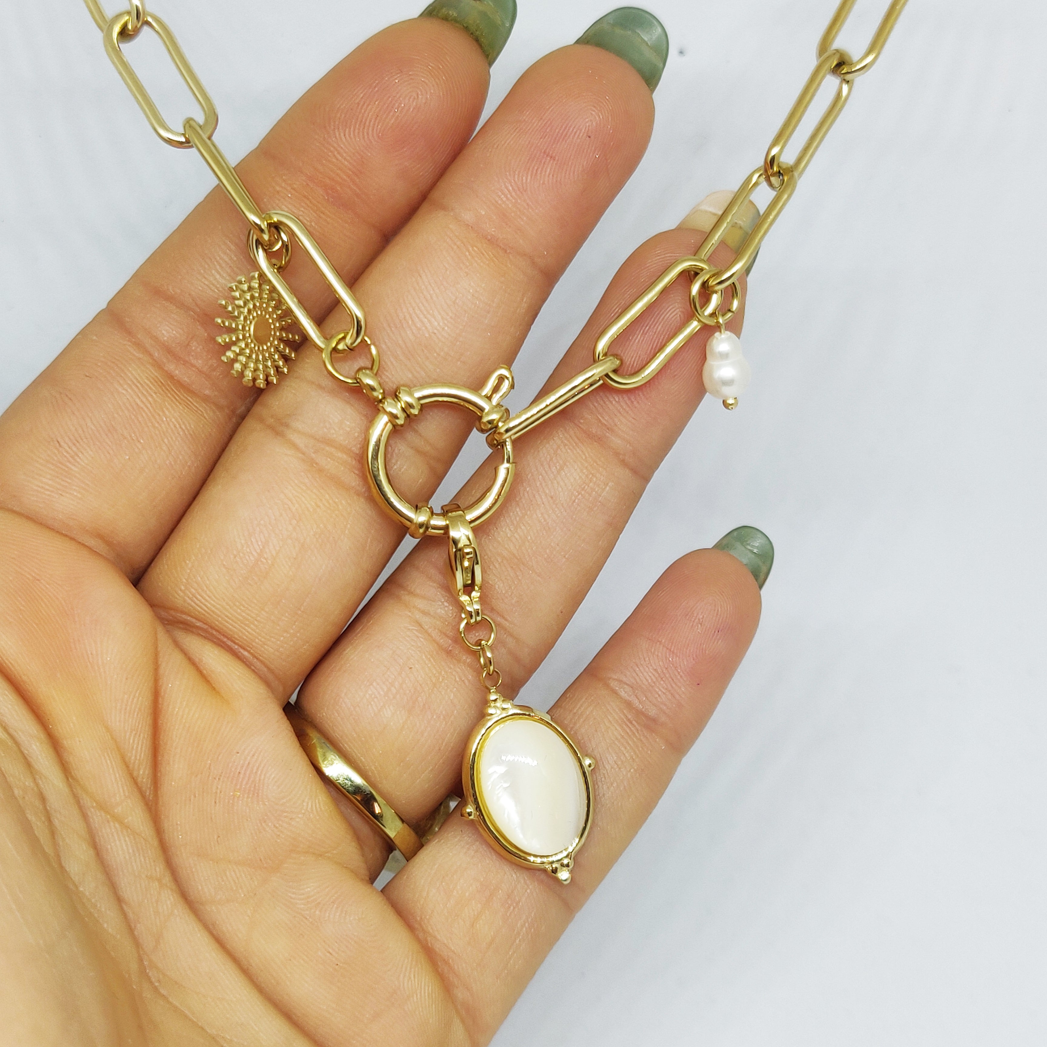 Collier Sun