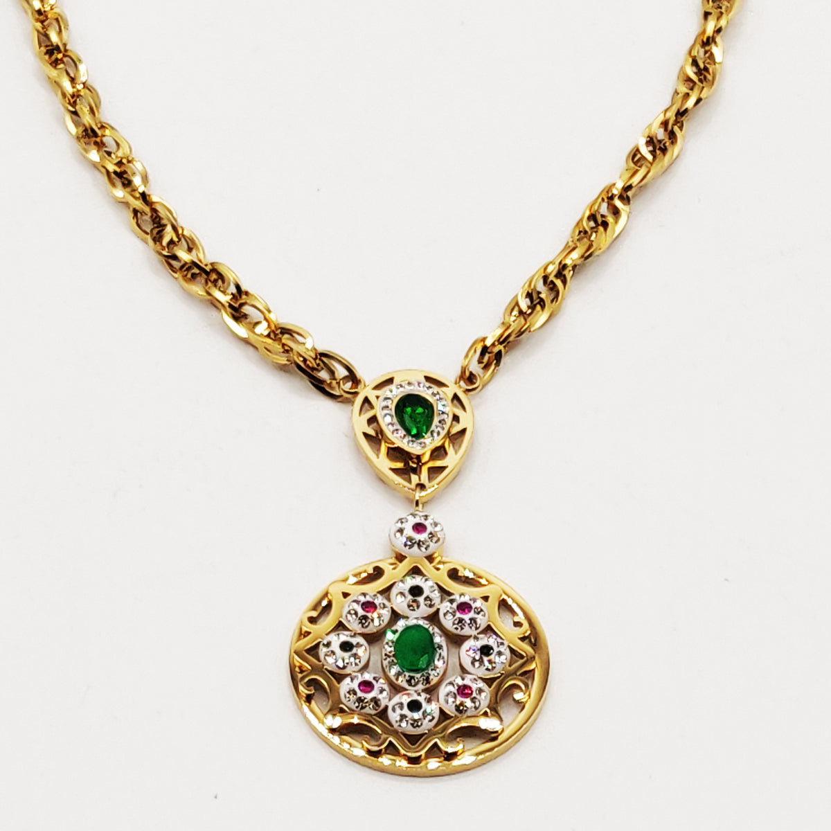 Collier Torsade Cercle Oriental Cristaux Verts et Roses Luxe