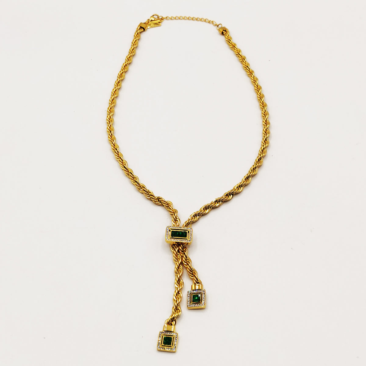 Collier Torsade Multi Lignes Cristaux Verts Luxe