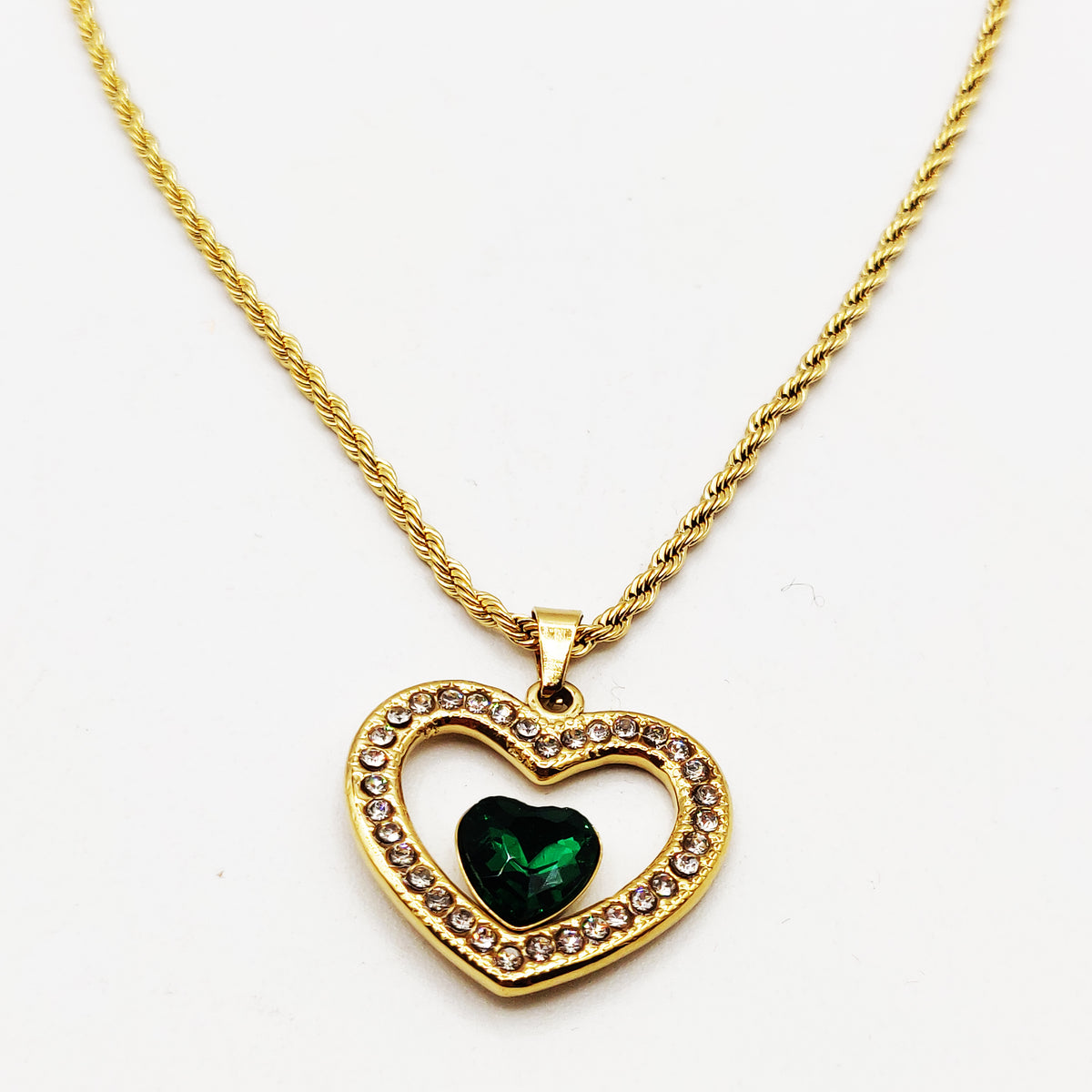 Collier Torsade Multi Ligne Coeur Tour Cristaux et Coeur Vert Luxe