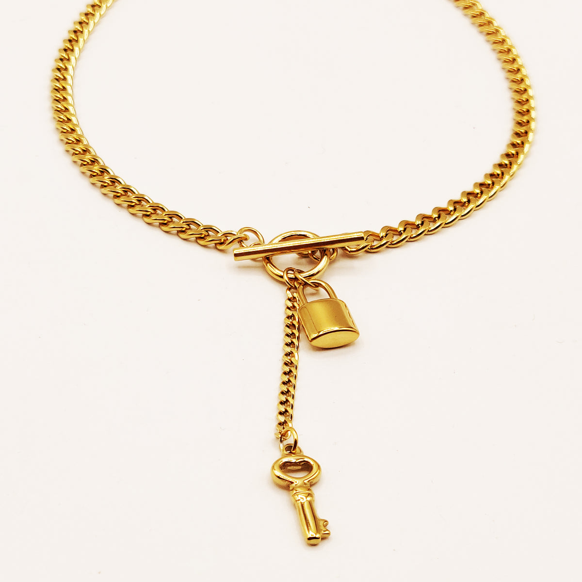 Collier Tresse Pendentifs Cadenas et Clé