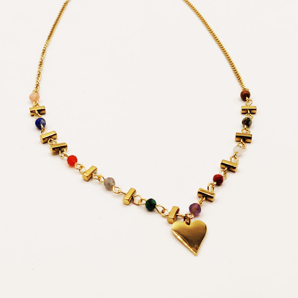 Collier Tresse Perles Multicolores et Coeur
