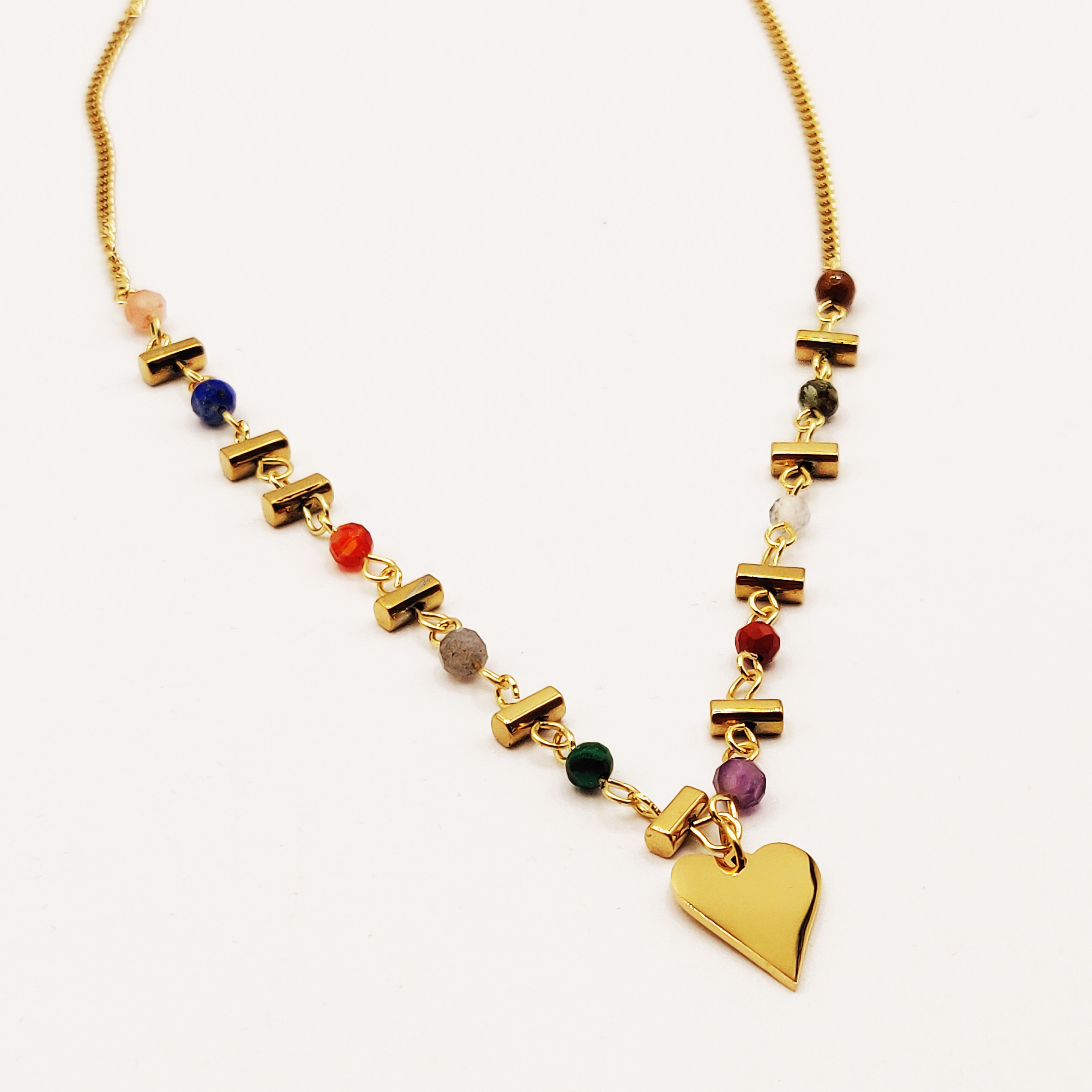 Collier Tresse Perles Multicolores et Coeur