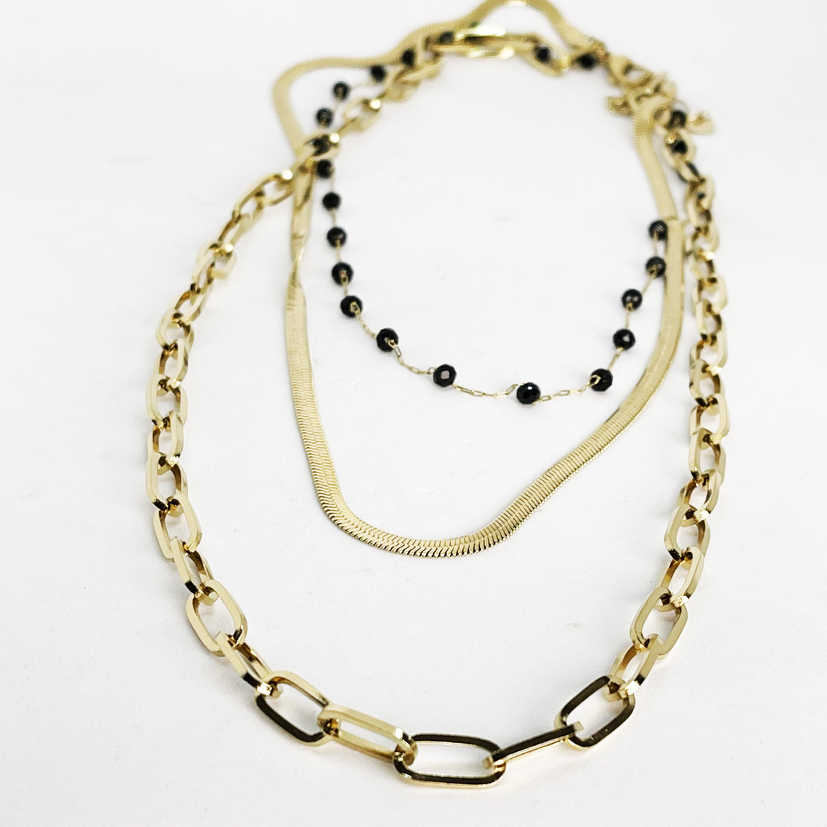 Collier Triple Chaîne Maille et Perles Noires
