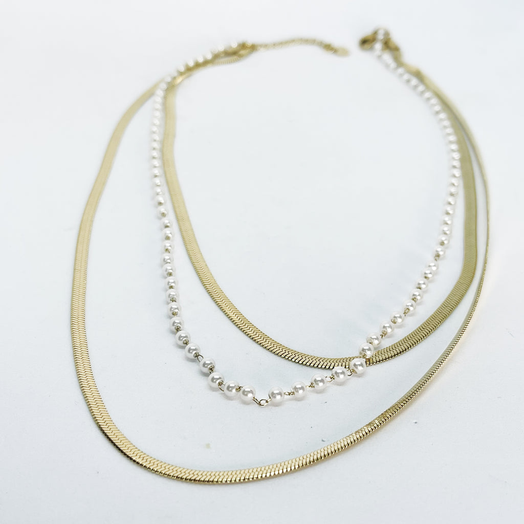 Collier Triple Maille Simple et Perles