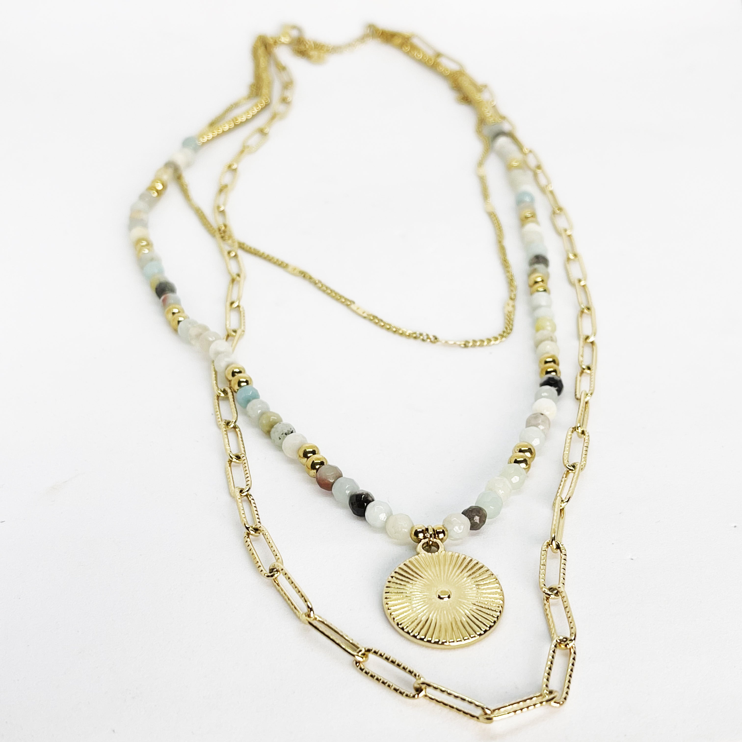 Collier Triple Perles Multicolores et Soleil
