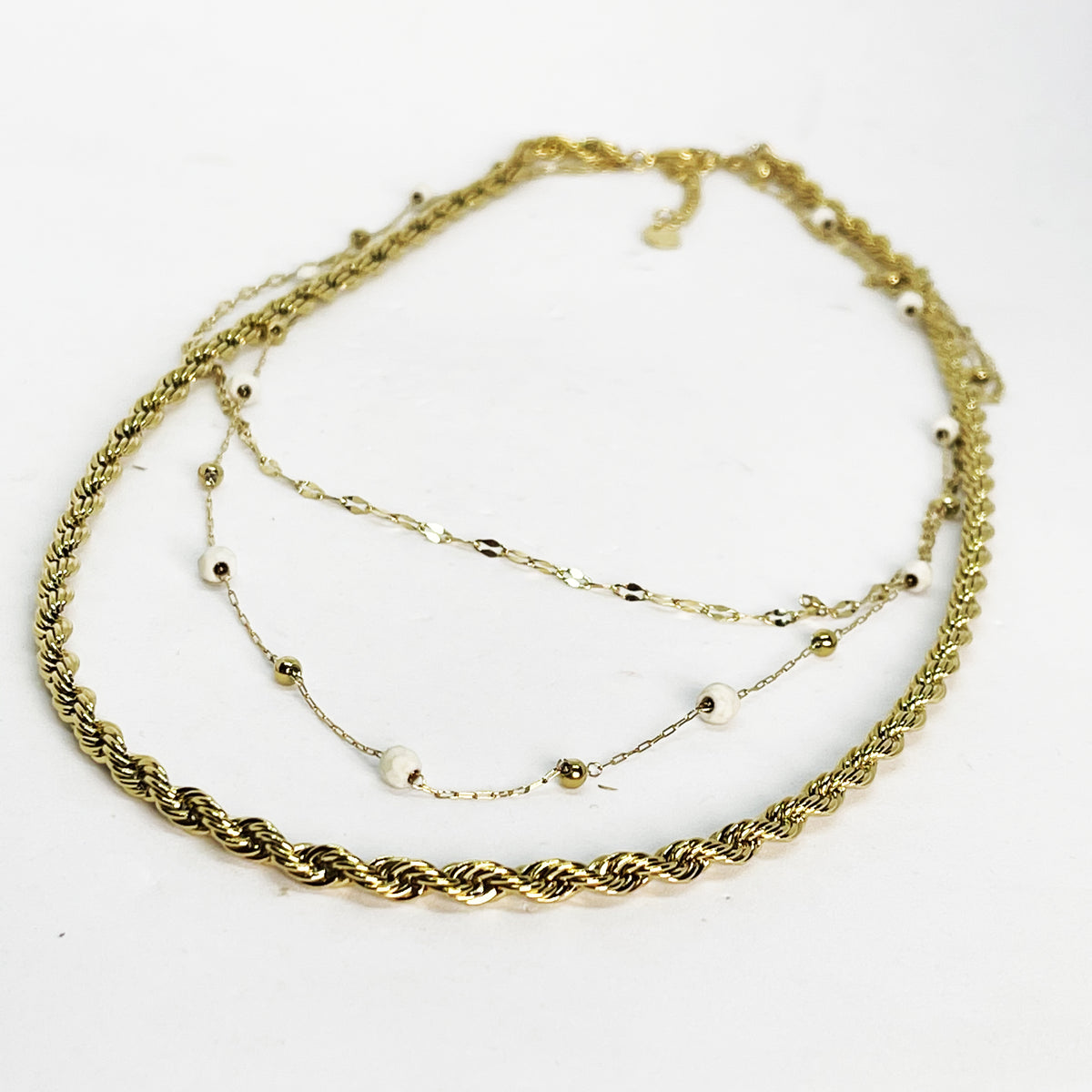 Collier Triple Torsade et Perles
