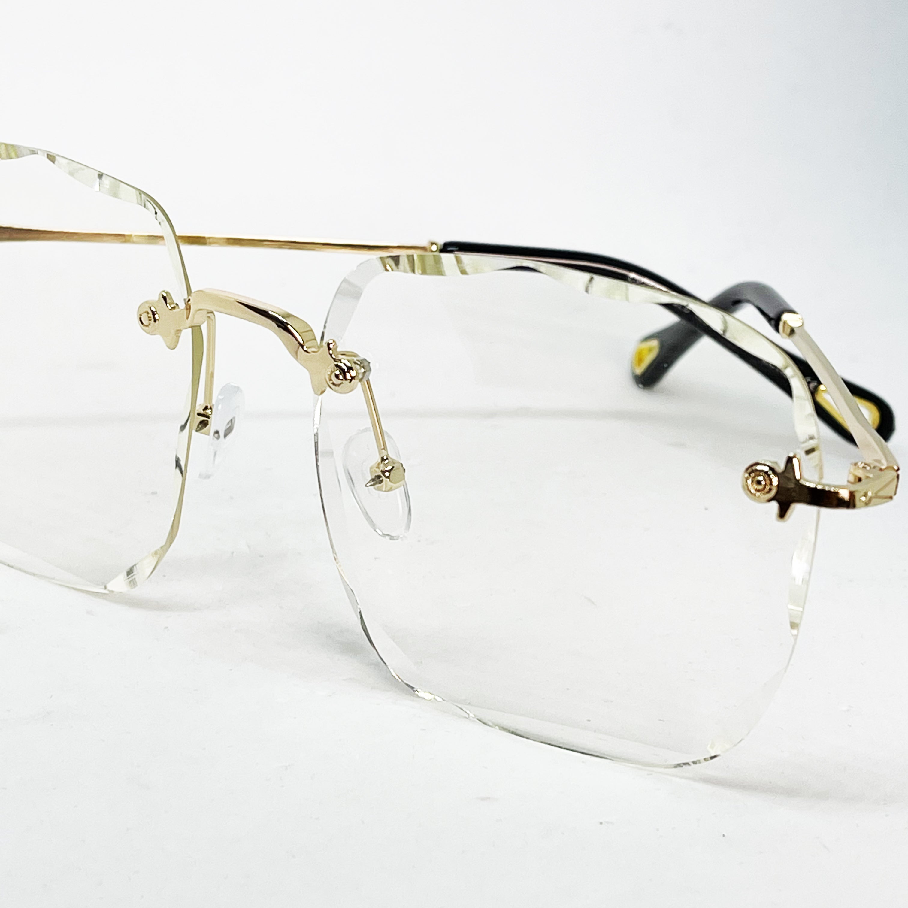 Lunettes de Soleil CV2557